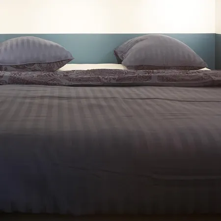 Petits Champs Bed and Breakfast Παρίσι