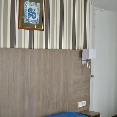 Royal Bergère Hotel 3*