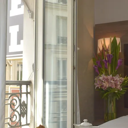 Renoir Montparnasse 3*