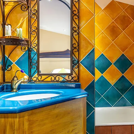 Royale Montsouris Hotel 3*
