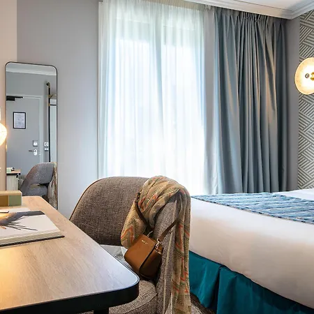 Hotel Nude 4*