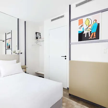 Hotell French Theory