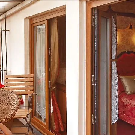 Hotel Grand Dechampaigne 3*