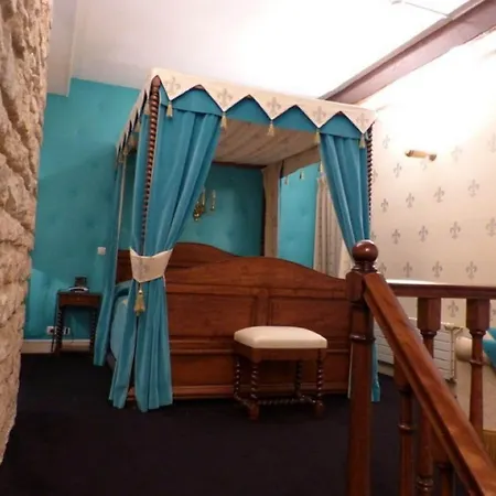 Grand Dechampaigne Hotel 3*