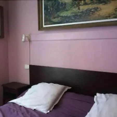 Stanislas Hotel 2*