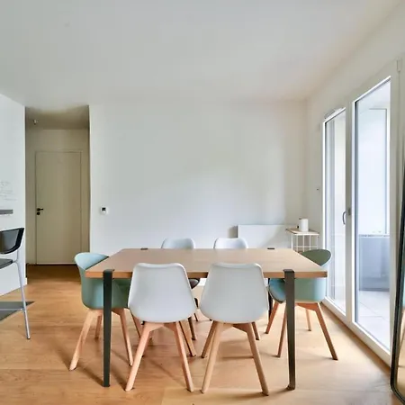 Studio Located Between Bastille And Nation *