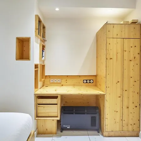 Centre De Ponceau Apartment Paris