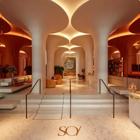 Hotel So/