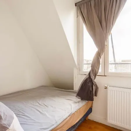 Beautiful With A View Of Eiffel Tower In Center Apartamento *
