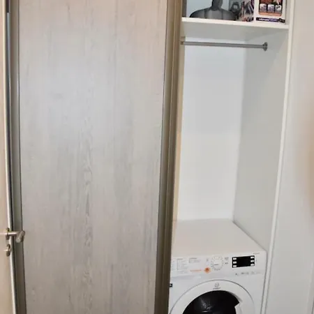 Elégant Dans Le Quartier Concorde à * Paris