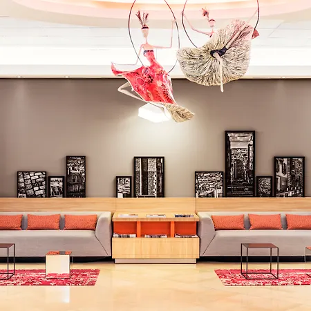 巴黎蒙马特圣心大教堂美居酒店