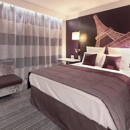מלון Mercure Centre Tour Eiffel 4*