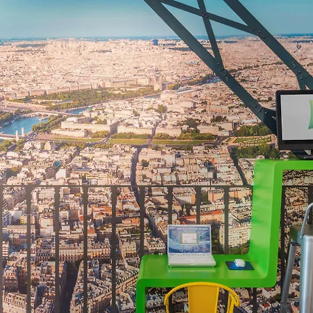 Отель Ibis Styles Eiffel Cambronne Париж