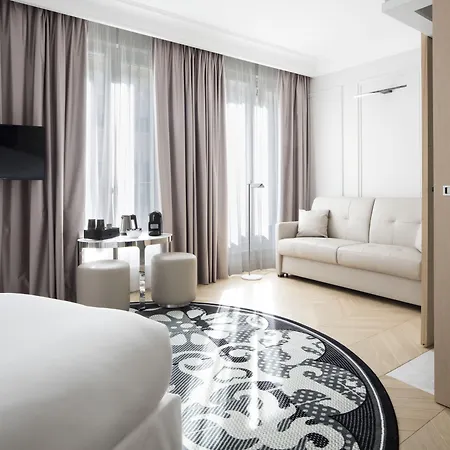 Hotel Trinité Haussmann 4*