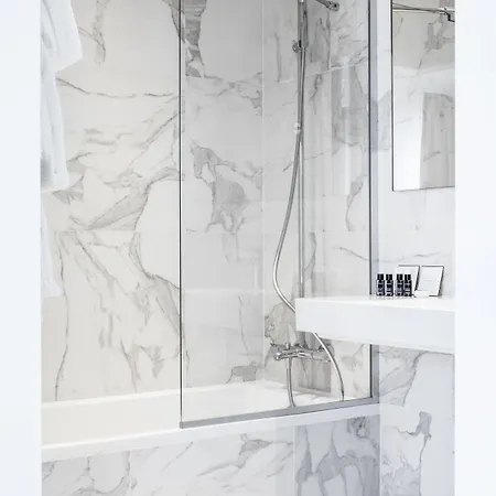 Trinité Haussmann Hotel 4*