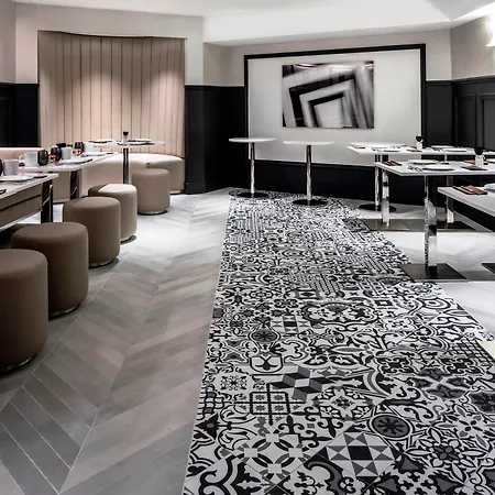 Trinité Haussmann 4* Paris
