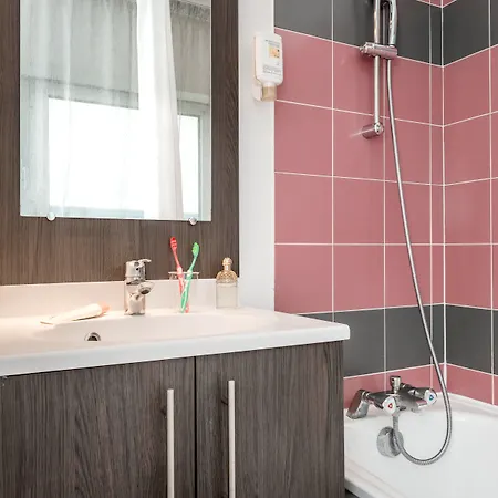 Apart Otel Adagio Access La