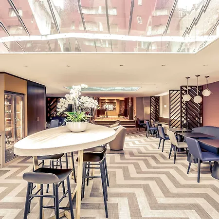 Mercure Arc De Triomphe Etoile Hotel Paris