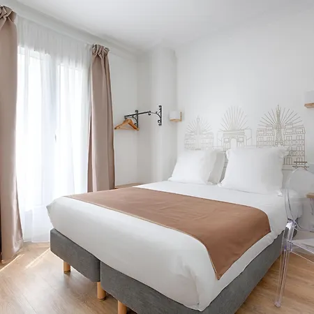 Korner Etoile Hotel