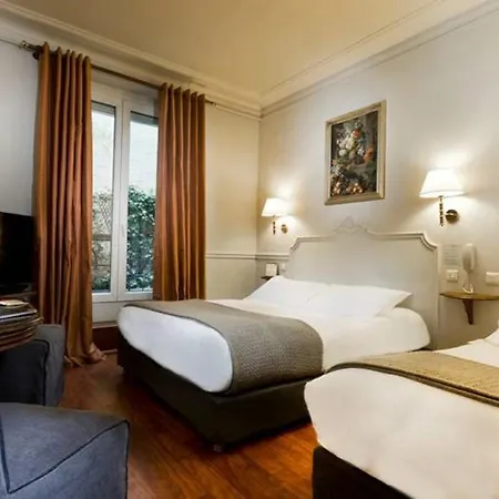 De La Porte Doree Hotel