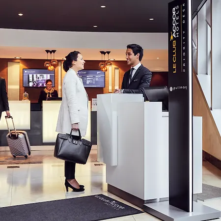 Hotel Pullman Paris La Defense