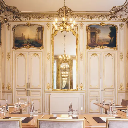Alfred Sommier Hotell 5*
