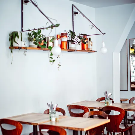 Monsieur Helder 3* Paris
