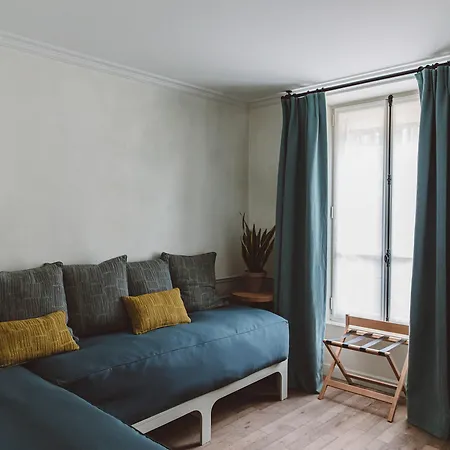 Hoy - Yoga 4* Paris