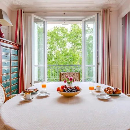 Apartment Sacre Coeur Paris