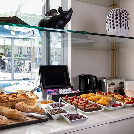 Nude 4* Paris