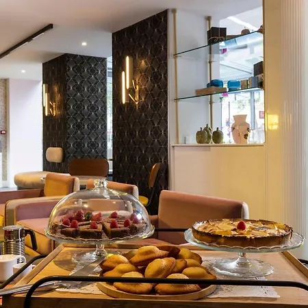 Nude Hotel Paris