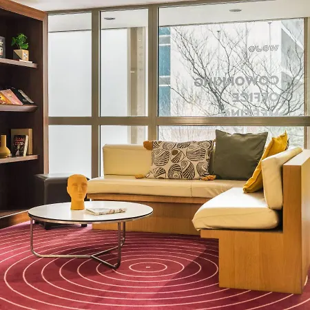 מלון Mercure Centre Tour Eiffel 4*