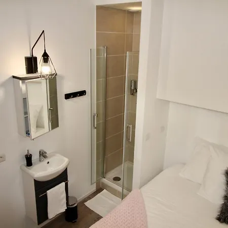 Sweet Virtue-center Of Paris, 2 Bedroom Apartment