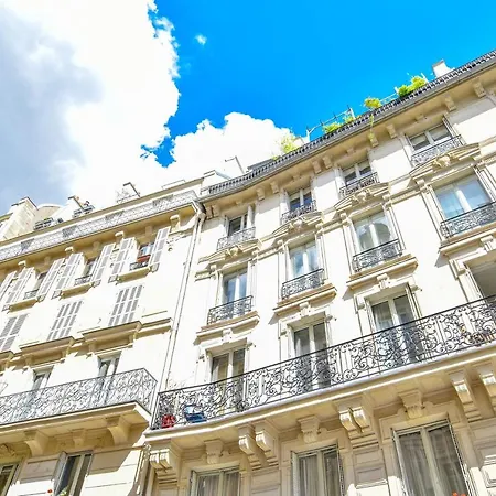 Cmg - Rochechouart Barbes Apartamento *