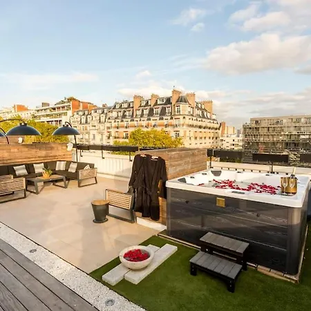 Penthouse 126 Jacuzzi Terrasse 16 アパート
