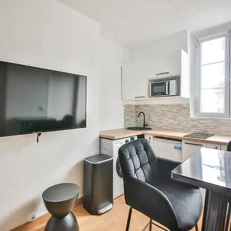 43#studio 2pers#sevres-lecourbe#necker Apartment