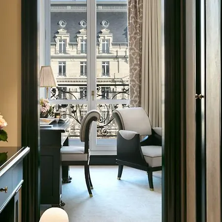 Barriere Fouquet's Hotel 5*