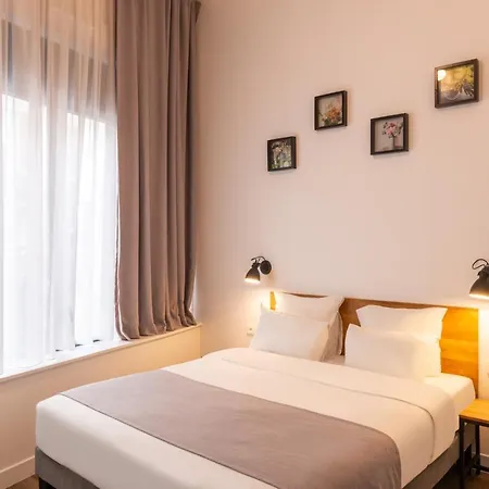 Terre Neuve Hotel Paris