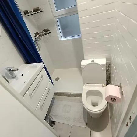 3 Pieces Au Calme Avec 1 Acces Independant *