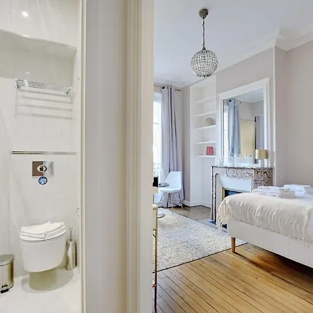 Appartement Charming - 2p- Parc Monceau Parijs