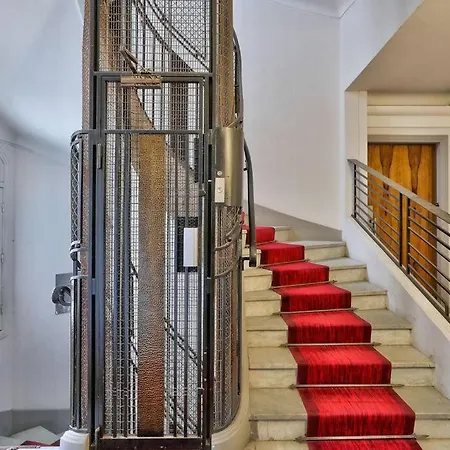 Apartment Renovated Modern 1 Bedroom Porte Maillot