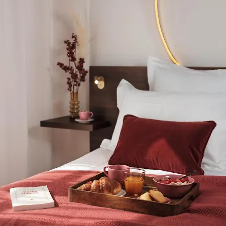 Seven Hotel Paris