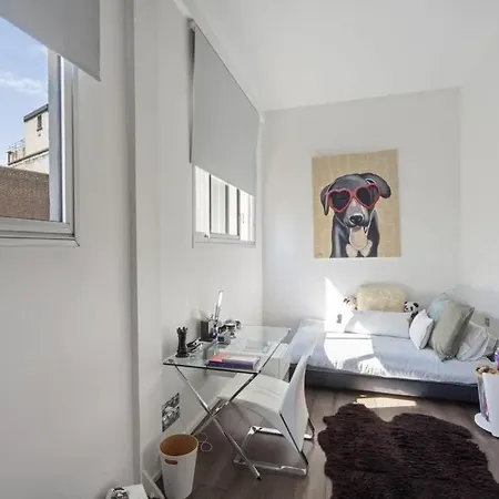 Ferienhaus Charming Parisian With A Stunning Terrace