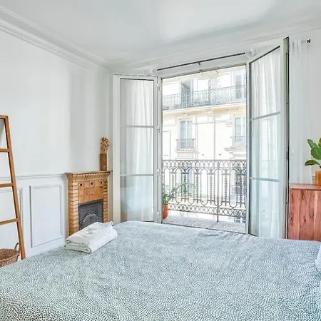 Apartmán Gorgeous Near The Sacre-coeur & Montmartre Paříž