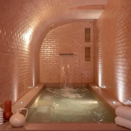Hotel Beaumarchais 4*