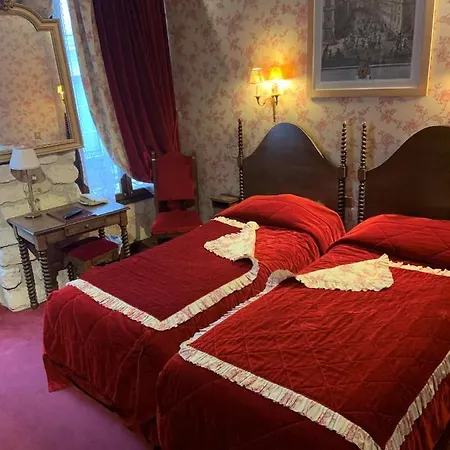 Hotel Grand Dechampaigne 3*