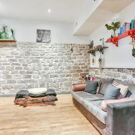 Apartament Very Well Located In Le Marais *