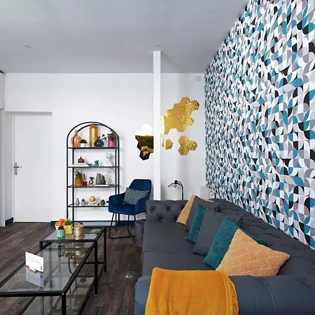 Huge 2 Floor With Unique Games & Theatre Paris
