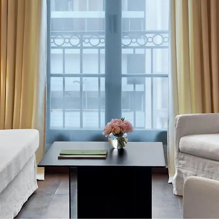 Le Metropolitan, Tour Eiffel, A Tribute Portfolio 5* Paříž