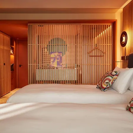 So/ Hotel